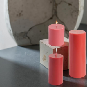 3 Standaard vormen. Gewone standaardkaarsen van 16, 11 en 8 cm. Kleur en geur kan u kiezen